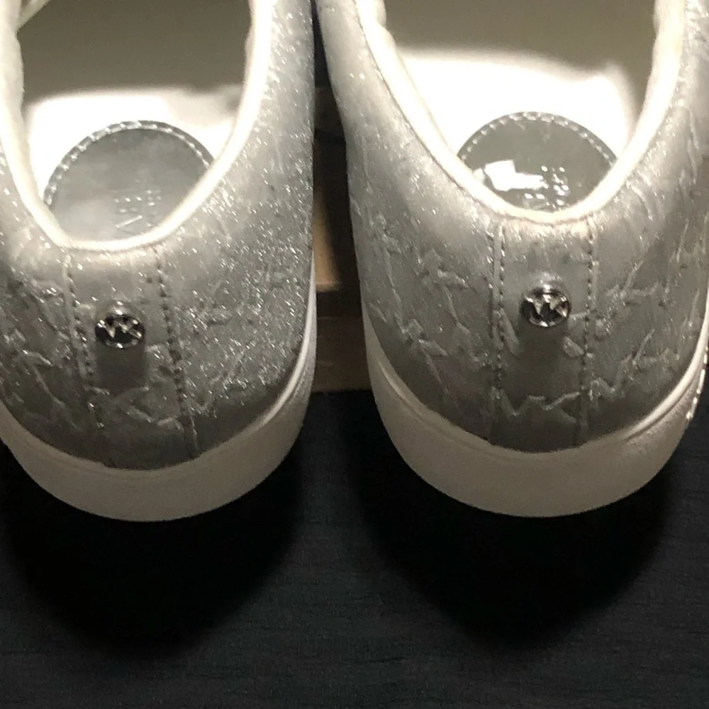 Michael Kors Keaton Low Trainers, Size 11, JC25G, Leather, White/Sliver
